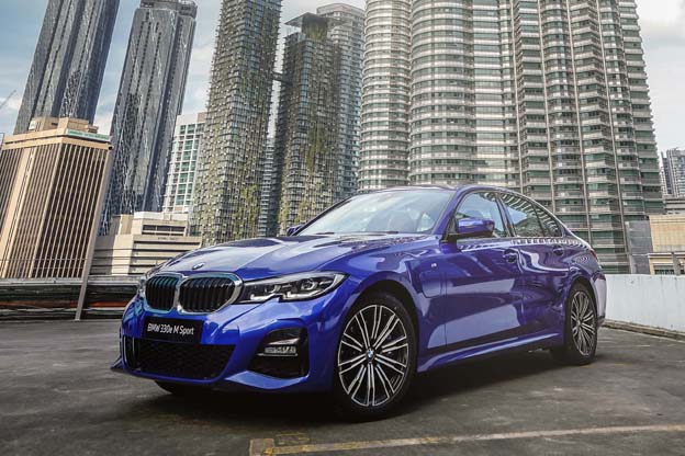 新一代电动车BMW 330e M Sport 大马登场
