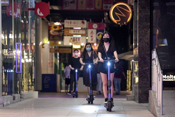 2021年1月起禁止电动踏板车(e-scoot)上路！
