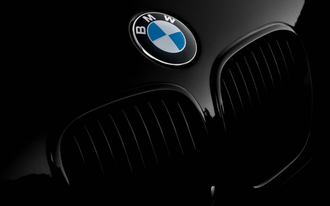 全新BMW 7系 “大鼻孔”再进化！