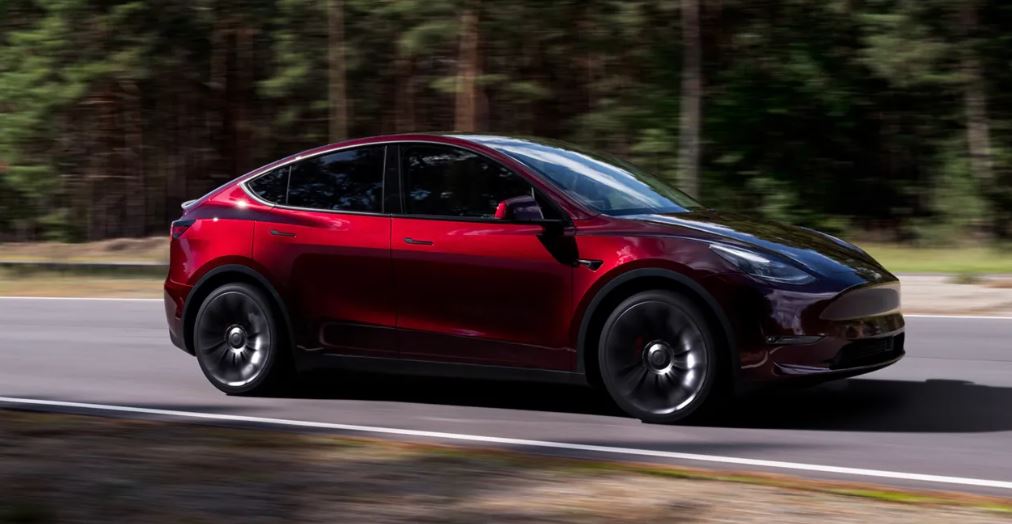 Tesla首次搭载BYD电池 客户反应正面表现优异