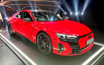 Audi RS e-tron GT年终大降价！如今只需RM499,990就能入手！