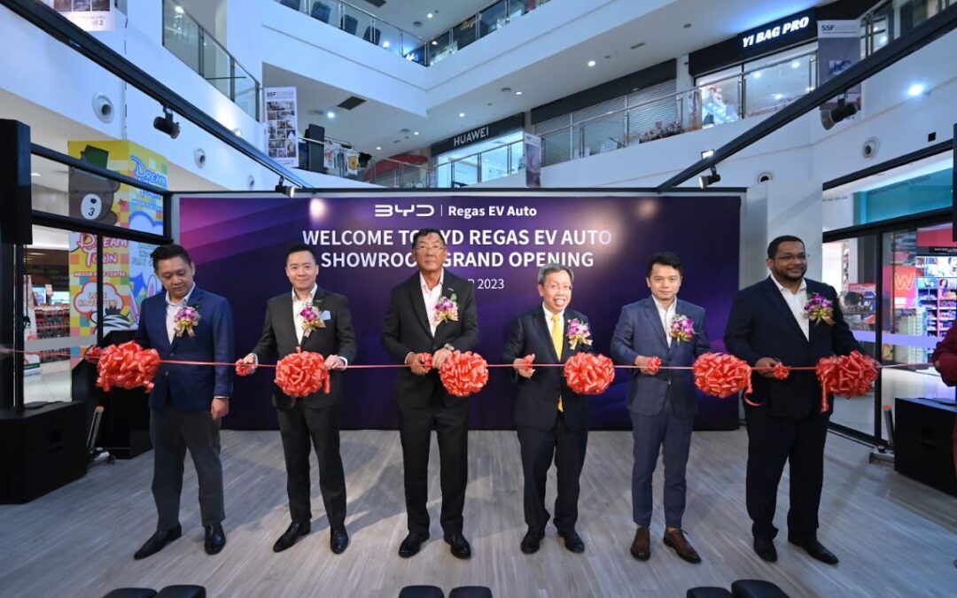 BYD在东马推出首家购物中心概念展厅