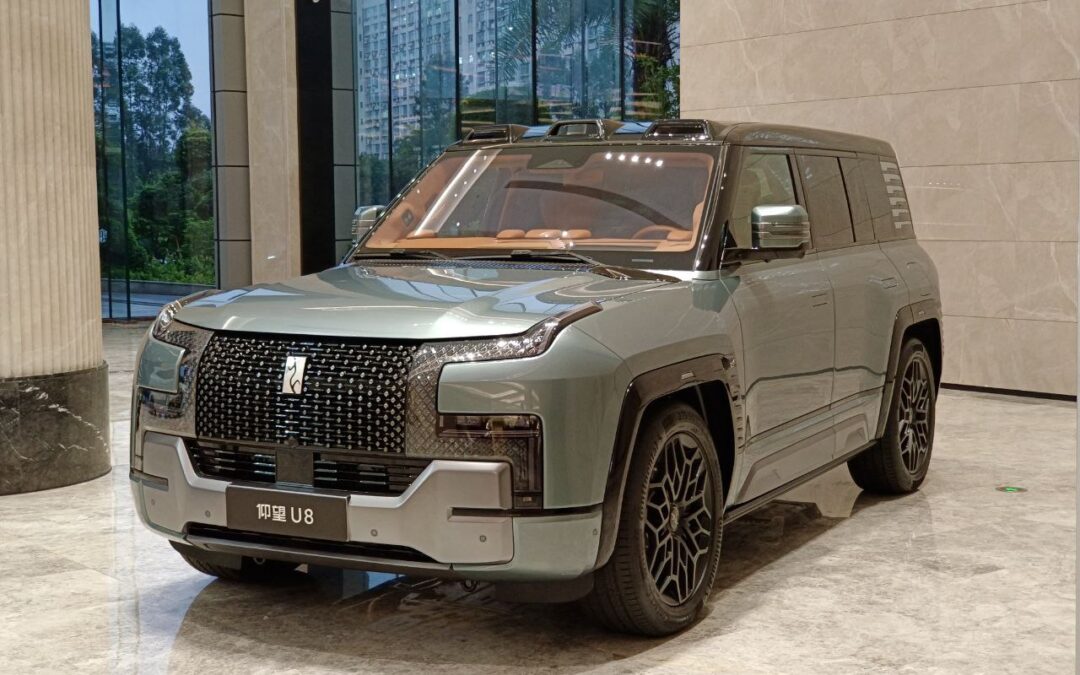 仰望U8实车照，预估售价RM705,000
