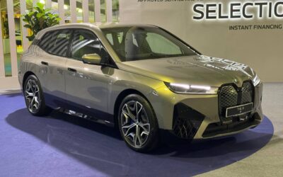 BMW iX xDrive50 Sport小升级 充电更快价格更便宜！