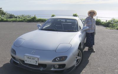 日本79岁老妇决定出售陪伴她25年的Mazda RX-7 FD