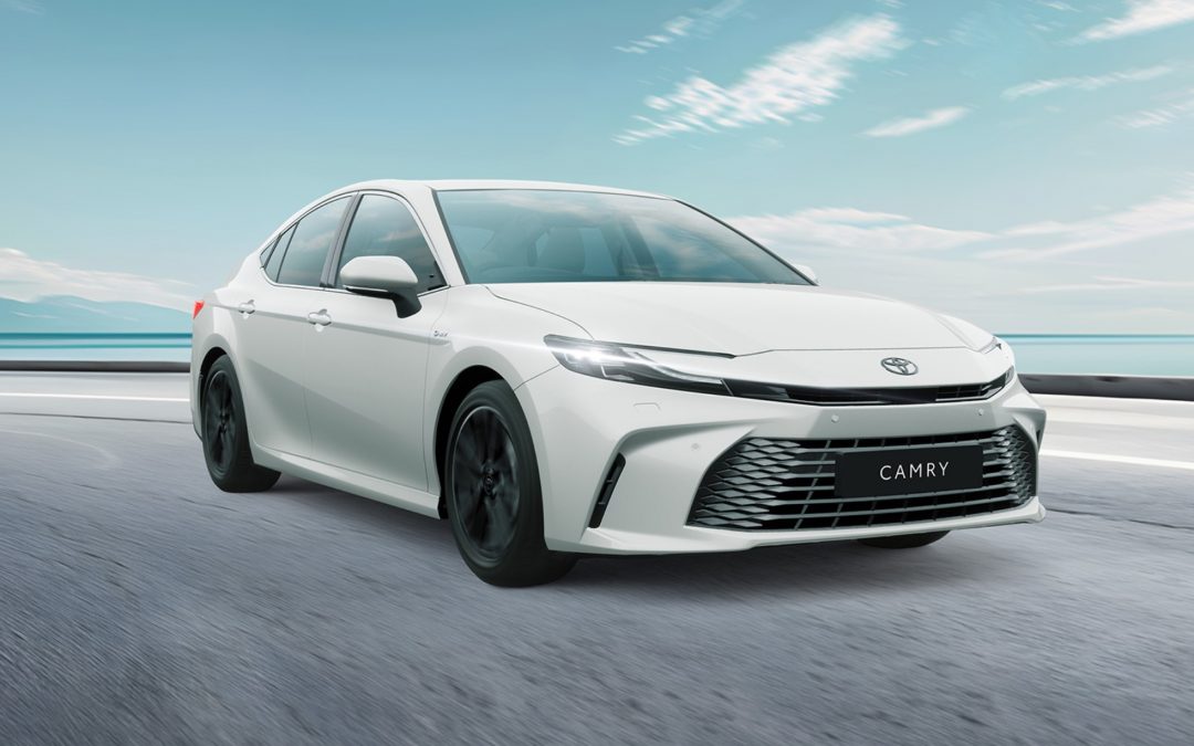 2024 Toyota Camry新加坡发布！只有混合动力系统可选！当地开价约RM816,129！