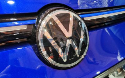 Volkswagen計劃在德國關閉至少三家工廠！數萬名員工面臨失業風險！