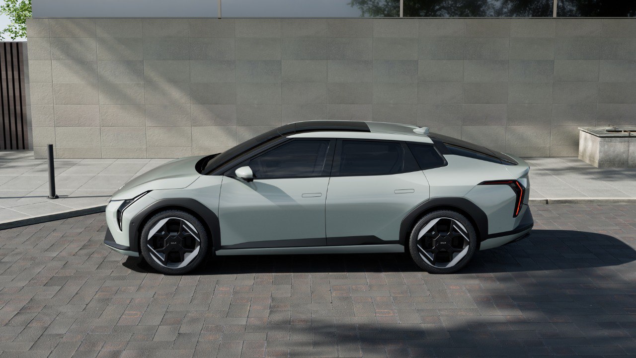 Kia EV4全球亮相！提供轿车和掀背版！最大马力204匹！最远续航630公里！ - 爱玩库