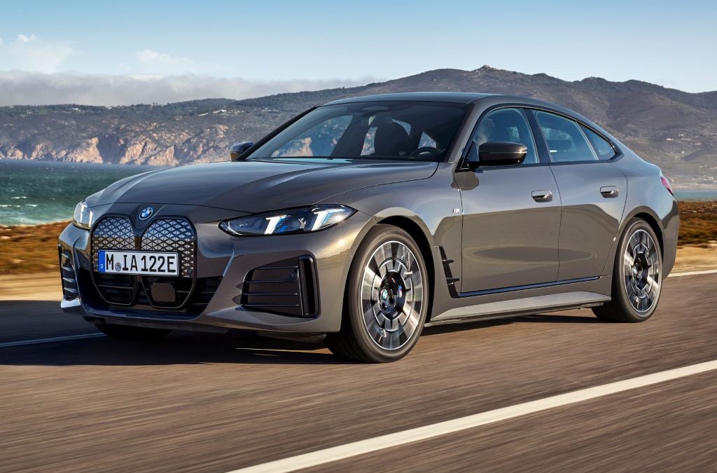 升级版BMW i4登场！新增M60 xDrive版本！配备新碳化硅元件！加强续航里程！