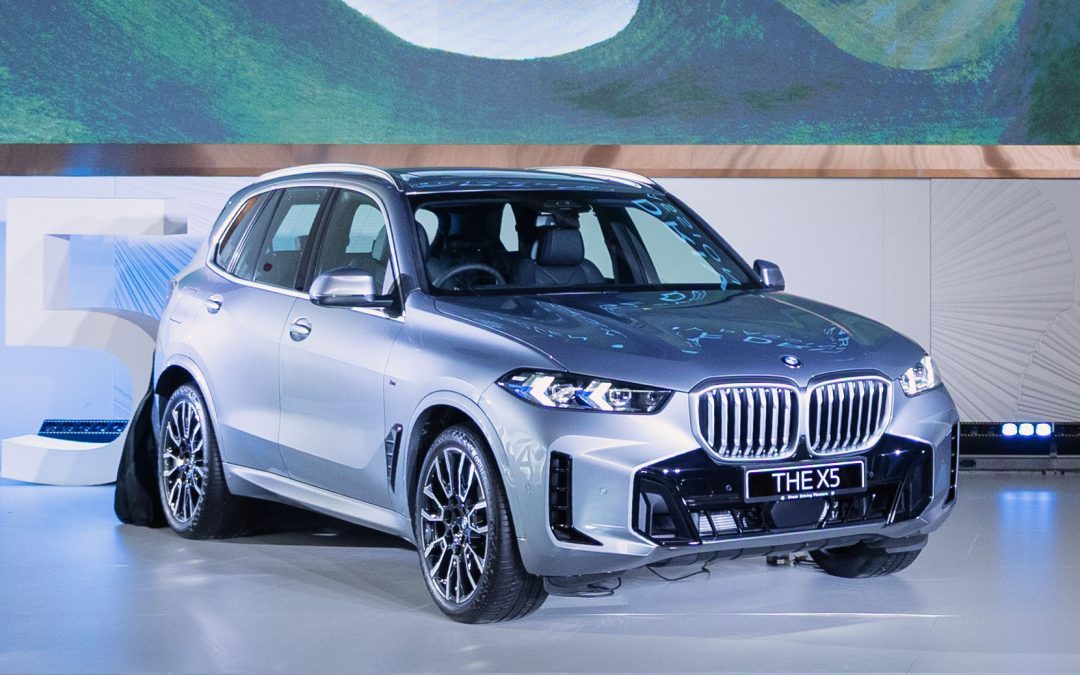 2025 BMW X5 xDrive40i M Sport大马发布！3.0T I6 + MHEV + 8AT！马力381匹！5.4秒破百！新车售价RM469,800！