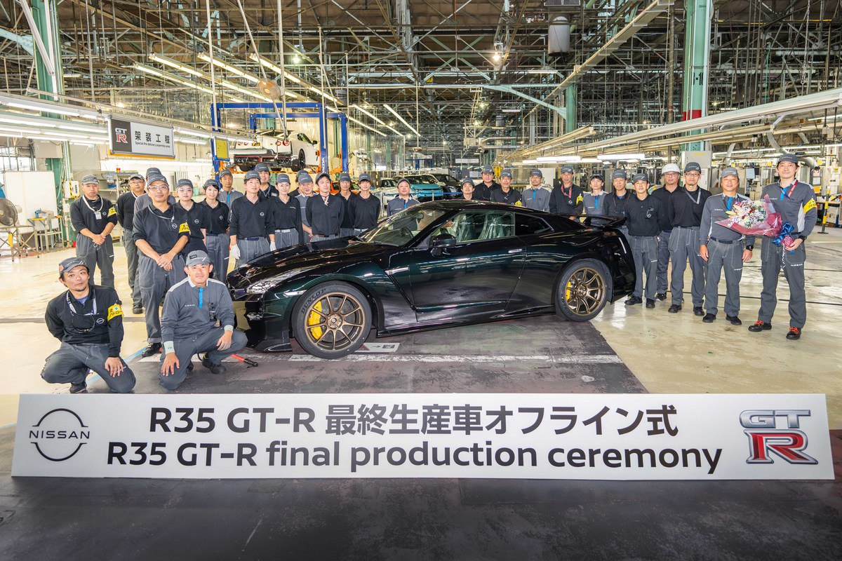 Denso R35 Gt R 告别18年辉煌!最后一辆Nissan R35 GT-R日本正式下线! - 爱玩库