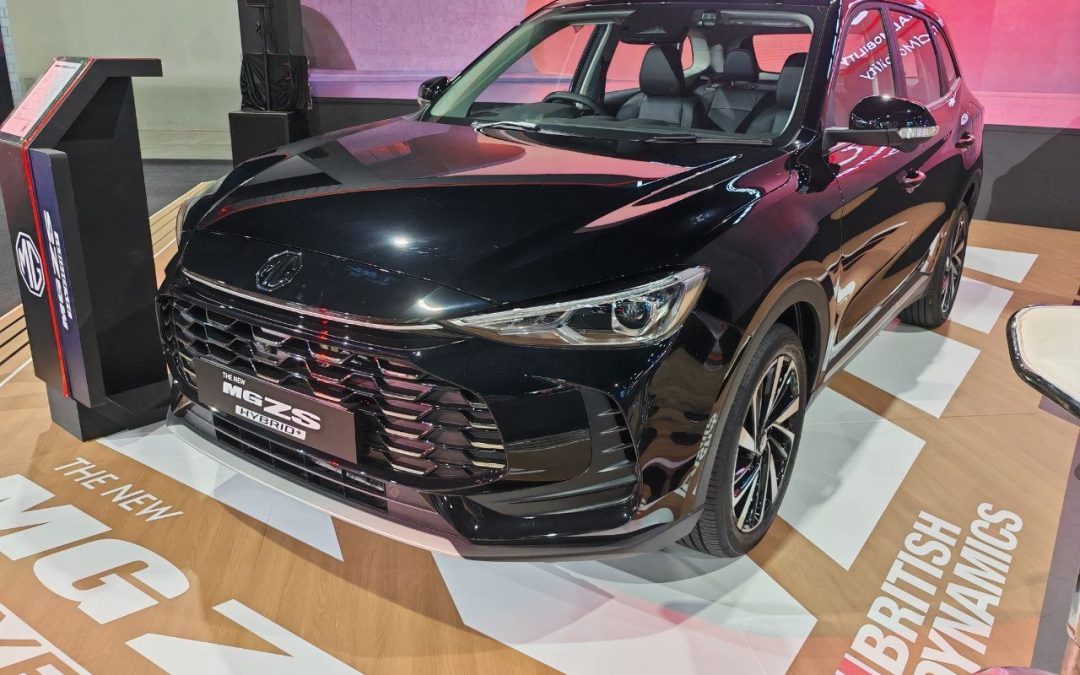 【2026吉隆坡国际移动展】第二代MG ZS规格释出及开启预订！LUX Turbo及LUX Hybrid+！1.5L NA HEV + 3DHT！215匹马力及465牛顿米！