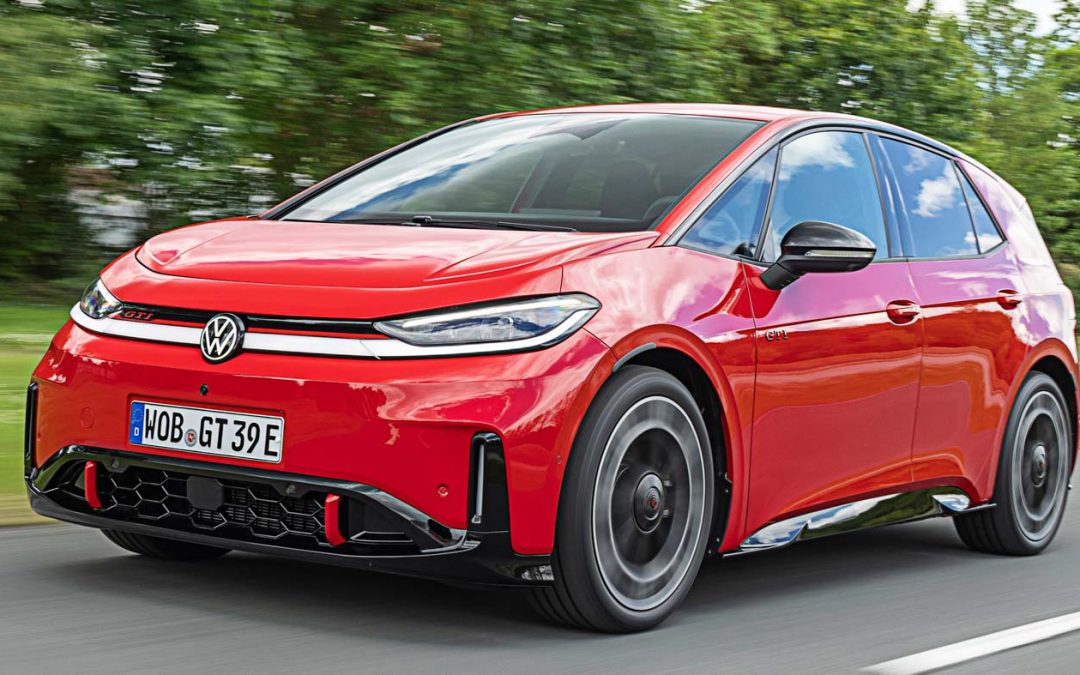 最强GTI！2027 Volkswagen ID.3 GTI亮相！326匹马力及545牛顿米！5.6秒破百！后轮驱动！GTI专属调校！WLTP续航601公里！