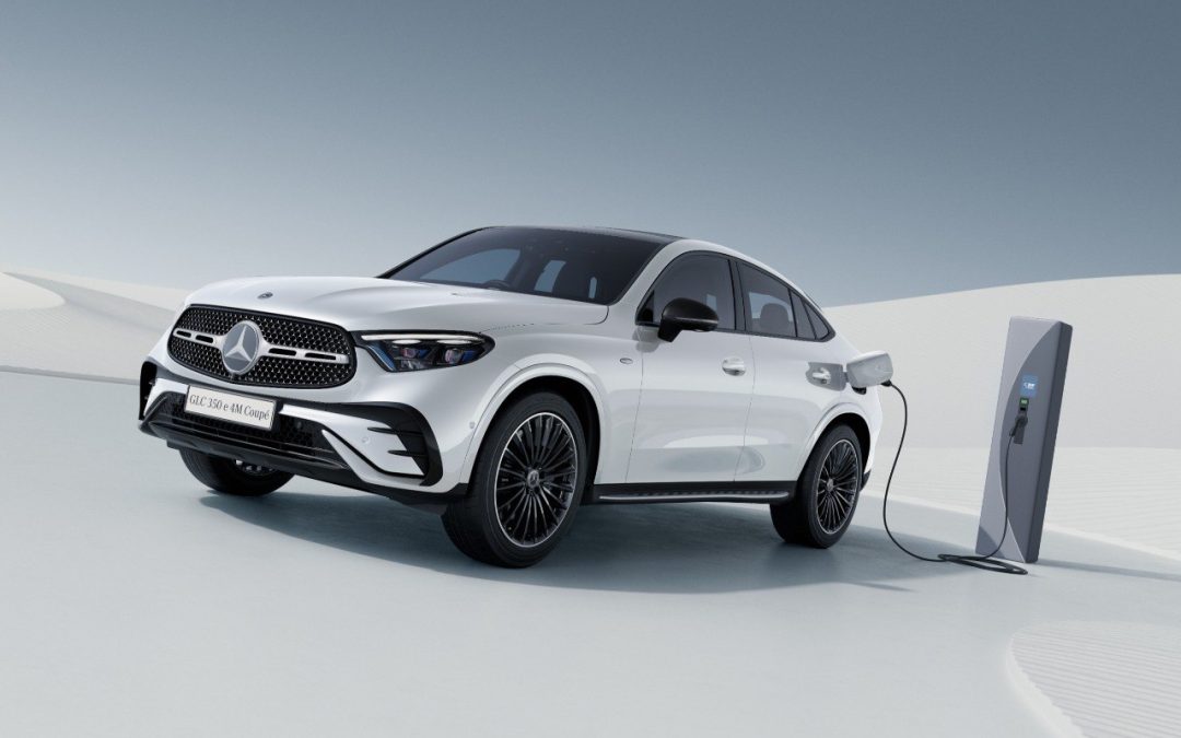 Mercedes-Benz GLC 350e 4MATIC Coupé Nightfall Edition大马发布！升级Night Package套件！2.0T PHEV + 9AT！313匹马力及550牛顿米！6.7秒破百！WLTP纯电续航超过100公里！售价RM442,888！